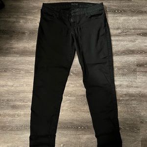 Guess black jeans.